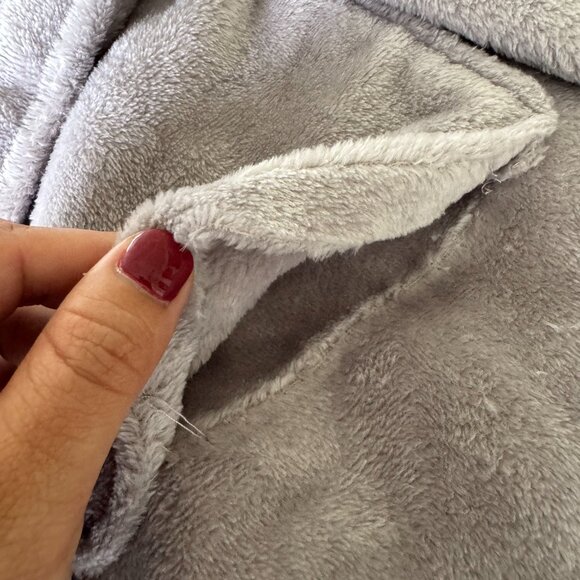 Baroque Plush Fleece Robe One Size Fits Most Gray Belted Bathrobe - Picture 4 of 6
